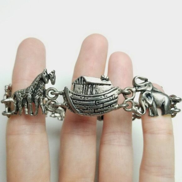 Vintage Noahs Arc Charm Bracelet, Silver Tone Metal LInks Biblical Story Classic - Picture 1 of 6